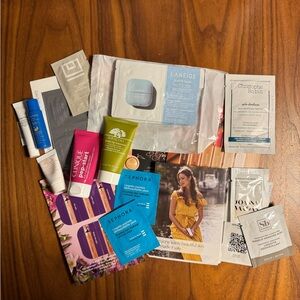 Skincare and Beauty Sample Set